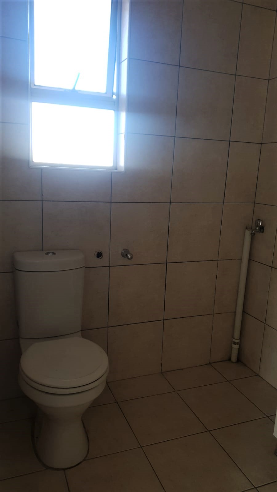 To Let 1 Bedroom Property for Rent in Quigney Eastern Cape
